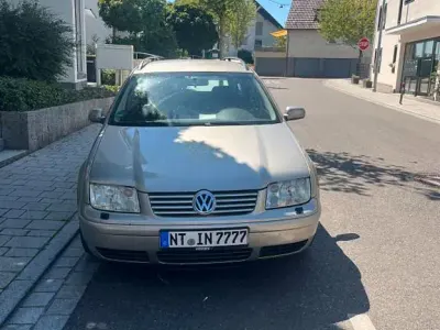 Gebraucht VW Bora Basis 101 PS (74 kW) 2004 Beige Kombi