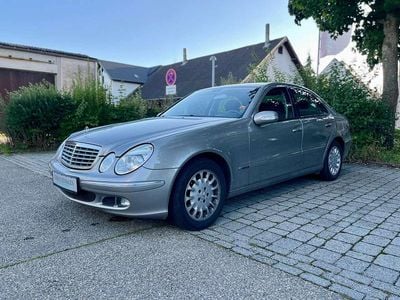 Mercedes E220