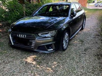 Gebraucht Audi A4 S-Line 231 PS (169 kW) 2019 Grau Kombi