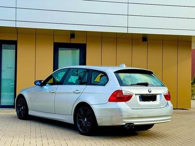 BMW 325