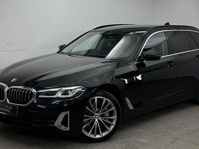 Gebraucht BMW 530 Luxury Line 245 PS (180 kW) 2023 Black sapphire metal (metallic) Kombi
