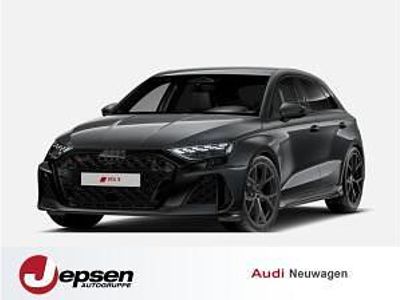 Neu Audi RS3 400 PS (294 kW) 2026 Grau (daytonagrau perleffekt) Limousine