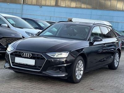 Brillantschwarz Gebraucht 2021 Audi A4 Kombi | 18.995 € (Guter Preis)