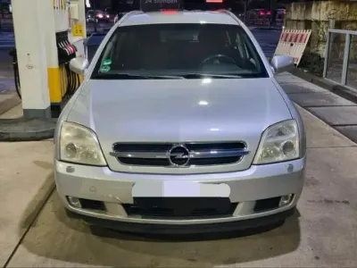 Gebraucht Opel Vectra 155 PS (114 kW) 2004 Silber Kombi