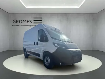 Neu Peugeot Boxer 140 PS (102 kW) 2025 Weiss icy Van