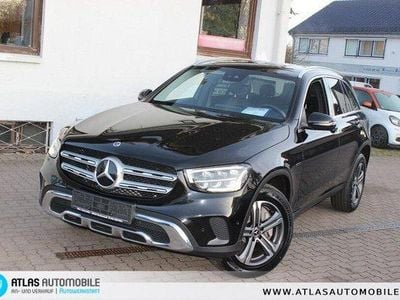 Second-hand Mercedes GLC300e Exclusive 320 CP (235 kW) 2020 Negru SUV
