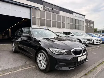 Gebraucht BMW 320 Sport Line 190 PS (139 kW) 2020 Schwarz Kombi