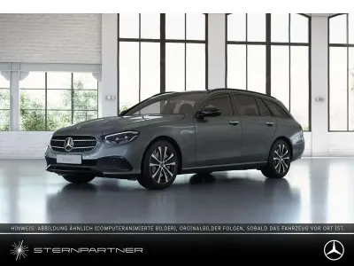 Gebraucht Mercedes E300 Night 194 PS (142 kW) 2022 Grau Limousine