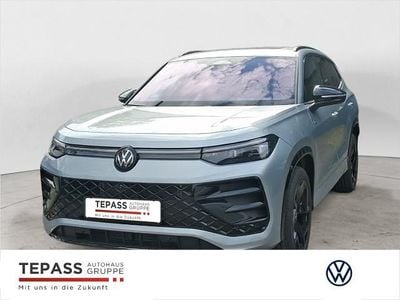 Nouă VW Tayron R-line 204 CP (150 kW) 2026 Roșu SUV