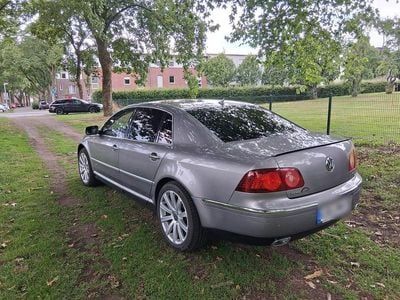 VW Phaeton