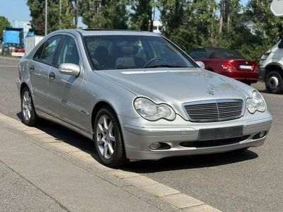 Mercedes C200