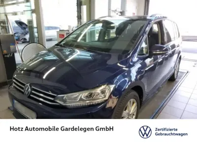 Gebraucht VW Touran Comfortline 150 PS (110 kW) 2023 Atlantik blue metallic Van / Kleinbus