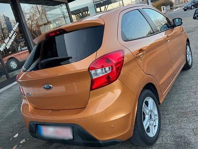 Gebraucht Ford Ka Plus 85 PS (62 kW) 2017 Gold Kleinwagen