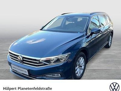 Gebraucht VW Passat Business 150 PS (110 kW) 2023 Blau Kombi