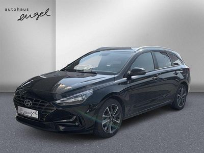 Gebraucht Hyundai i30 GO! 120 PS (88 kW) 2023 Schwarz Kombi