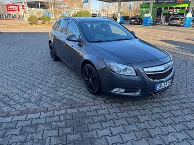 Gebraucht Opel Insignia Sport 160 PS (117 kW) 2010 Grau Kombi
