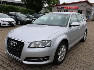 Gebraucht Audi A3 Sport 105 PS (77 kW) 2012 Silber Kleinwagen