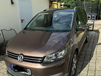 VW Touran Cross