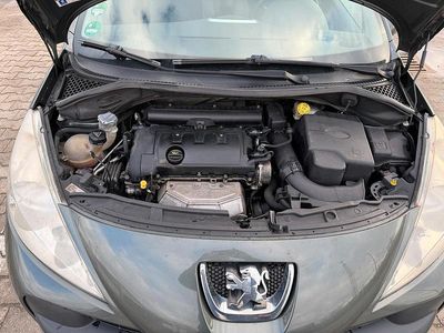 Gebraucht Peugeot 207 95 PS (69 kW) 2009 Grau Limousine