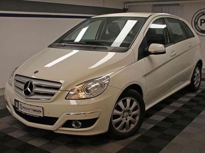Mercedes B200
