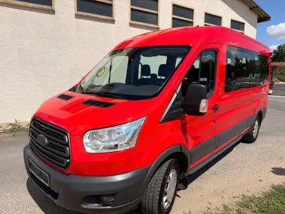 Gebraucht Ford Transit Trend 105 PS (77 kW) 2018 Rot Van