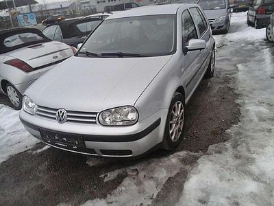 Reflexsilber Gebraucht 2002 VW Golf Limousine | 2.000 € (Fairer Preis)