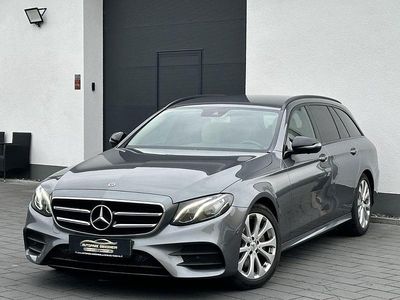 Usata Mercedes E220 AMG 194 CV (142 kW) 2017 Grigio Berlina