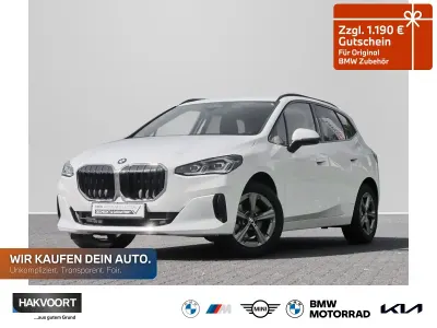 Gebraucht BMW 220 Active Tourer Luxury Line 156 PS (114 kW) 2024 Alpinweiss iii Van / Kleinbus