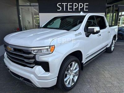 White met (metallic) Gebraucht 2024 Chevrolet Silverado SUV | 68.800 € (Superpreis)