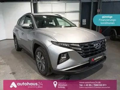 Używany Hyundai Tucson Select 150 KM (110 kW) 2024 Srebrny SUV