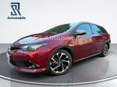 Gebraucht Toyota Auris Touring Sports 99 PS (72 kW) 2018 Rot Kombi