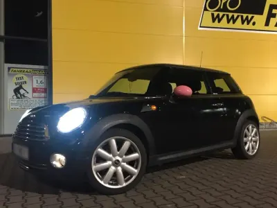 Gebraucht Mini Cooper 122 PS (89 kW) 2010 Schwarz Kleinwagen