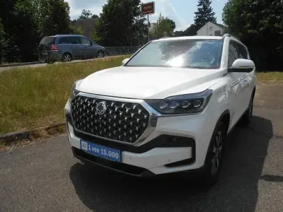 Gebraucht SsangYong Rexton Sapphire 203 PS (149 kW) 2022 Weiß SUV