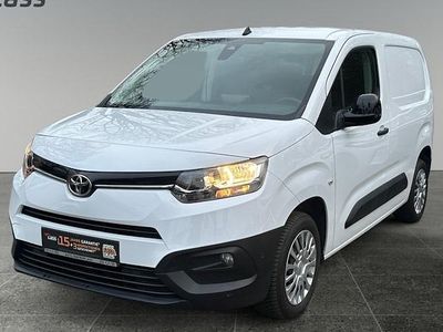 Ice white Gebraucht 2022 Toyota Proace City City Van / Kleinbus | 18.980 € (Etwas zu teuer)