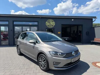 Gebraucht VW Golf Sportsvan Allstar 110 PS (80 kW) 2016 Limestone grey Van / Kleinbus