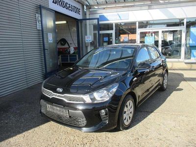 (abp) aurora black pearl m Gebraucht 2018 Kia Rio DREAM-TEAM Edition Kleinwagen | 7.999 € (Guter Preis)