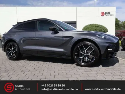 Gebraucht Aston Martin DBX 727 PS (534 kW) 2026 Q xenon grey perleffekt SUV