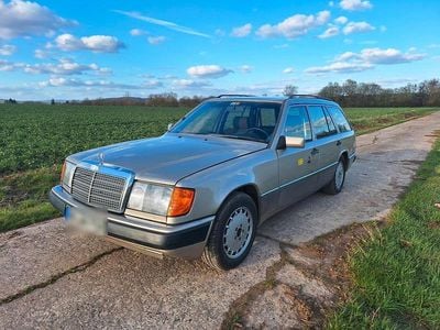 Second-hand Mercedes E250 90 CP (66 kW) 1990 Break