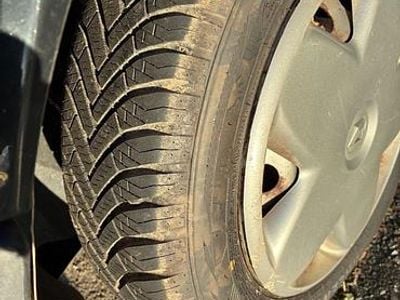 Schwarz Gebraucht 2000 Renault Twingo Kleinwagen | 1.200 €