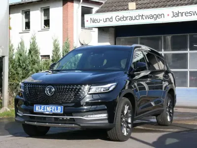 Usata DFSK Fengon 220 CV (161 kW) 2024 Nero Monovolume