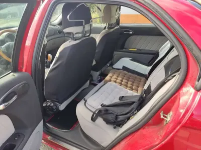 Gebraucht Alfa Romeo 156 Distinctive 166 PS (122 kW) 2003 Rot Limousine
