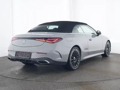 Używany Mercedes CLE300 AMG 258 KM (189 kW) 2024 Szary Kabriolet