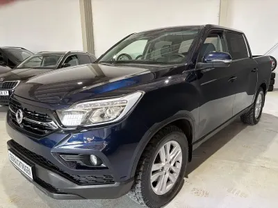 Gebraucht SsangYong Musso Quartz 181 PS (133 kW) 2020 Blau Pickup