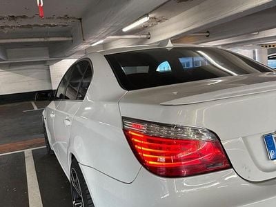 BMW 525