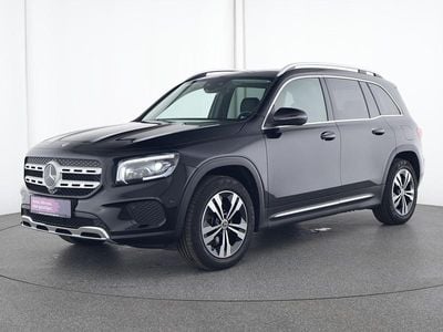 Mercedes GLB220