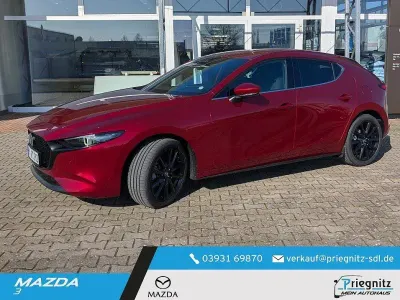 Neu Mazda 3 186 PS (136 kW) 2026 Rot Limousine