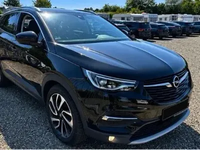 Gebraucht Opel Grandland X 181 PS (133 kW) 2019 Schwarz SUV