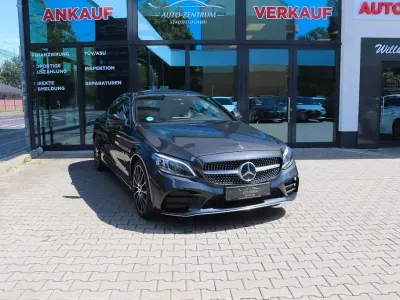 Gebraucht Mercedes C200 AMG 184 PS (135 kW) 2018 Grau Coupé