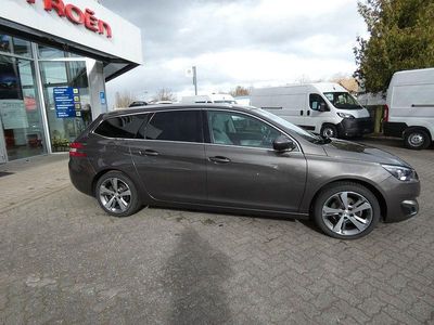 Gebraucht Peugeot 308 SW Allure 131 PS (96 kW) 2016 Grau Kombi