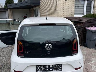 Gebraucht VW up! move up! 60 PS (44 kW) 2019 Weiß Kleinwagen